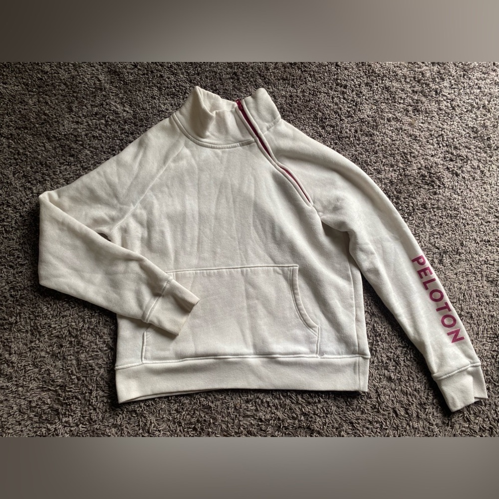 Peloton Incline Zip pullover - Picture 2 of 4